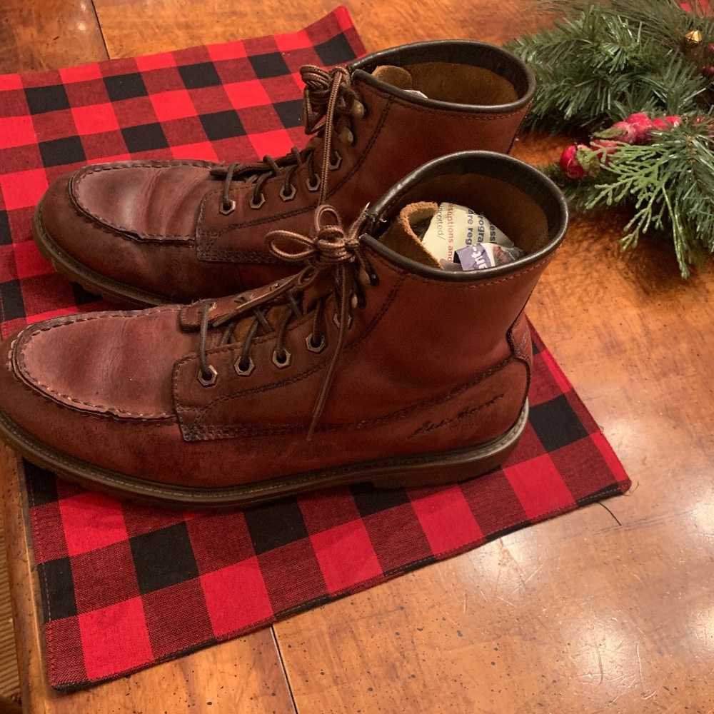 Eddie Bauer men’s boots